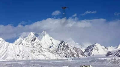 Three soldiers killed as avalanche strikes Army base in Siachen