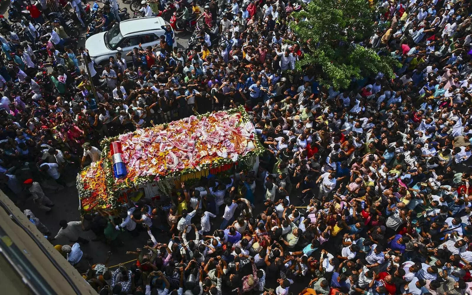 Mortal remains of Zubeen Garg in Guwahati.