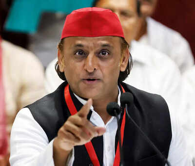 India-US relations: Akhilesh Yadav urges Centre to improve ties; bats for students going abroad