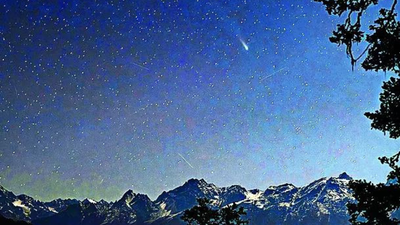 Double delight as 2 comets captured over Indian skies