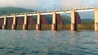 Supreme Court seeks response of Centre, TN & Kerala on safety audit of Mullaperiyar, its possible decommissioning