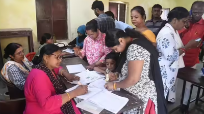 December 9 draft rolls loom: TMC amps SIR ground play, BJP Bengal chief waves 'diversion' flag