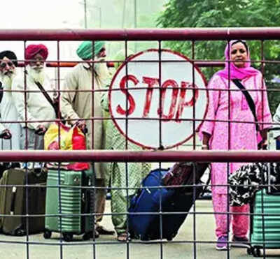 'You are Hindu': Pak denies entry to 7 Indians; were part of Sikh 'jatha' for Guru Nanak birth anniversary