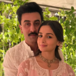 3 lakhs and counting! Anaya shares Diwali photo with father; pens heartfelt note