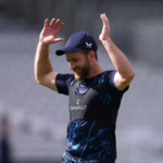 Is Farah Khan's apartment worth  ₹15 crore? Not even close. Filmmaker says 'watchman ki kholi hai 15 crore ki'