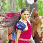 Sreeleela has a ball at KGF DOP Bhuvan Gowda's wedding with Yash, Prashanth Neel, Srinidhi Shetty. Watch