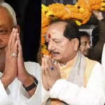 Shah Rukh Khan and Salman Khan dance to O O Jaane Jaana in viral video; fans say ‘Do Bhai Dono Tabahi’